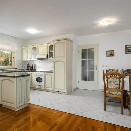 Jadro Apartman Poreč